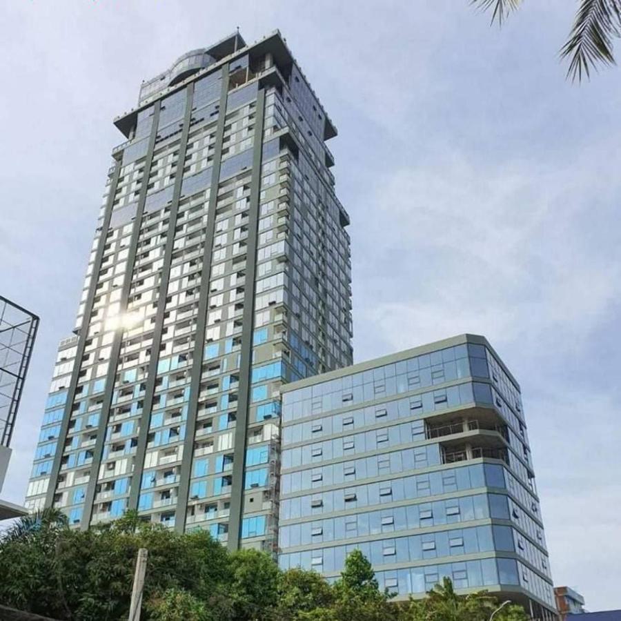 Sf Hotel Penthouse Residences พนมเปญ ภายนอก รูปภาพ