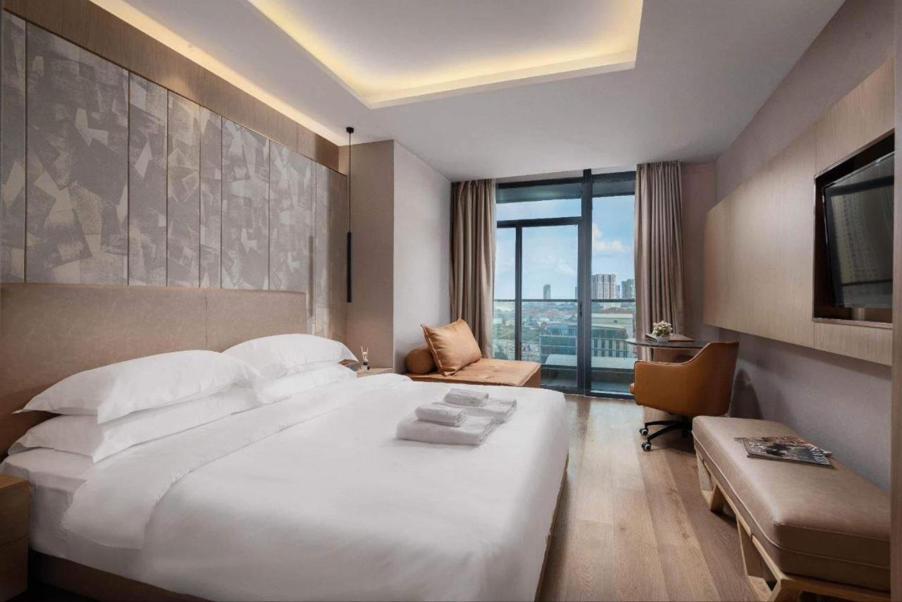 Sf Hotel Penthouse Residences พนมเปญ ภายนอก รูปภาพ